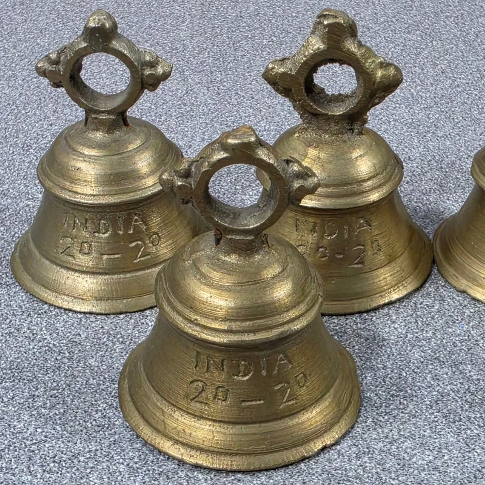 Brass finger Bells Small Gold Good Vintage India 20-20 Set of 6 (2 missing bell)
